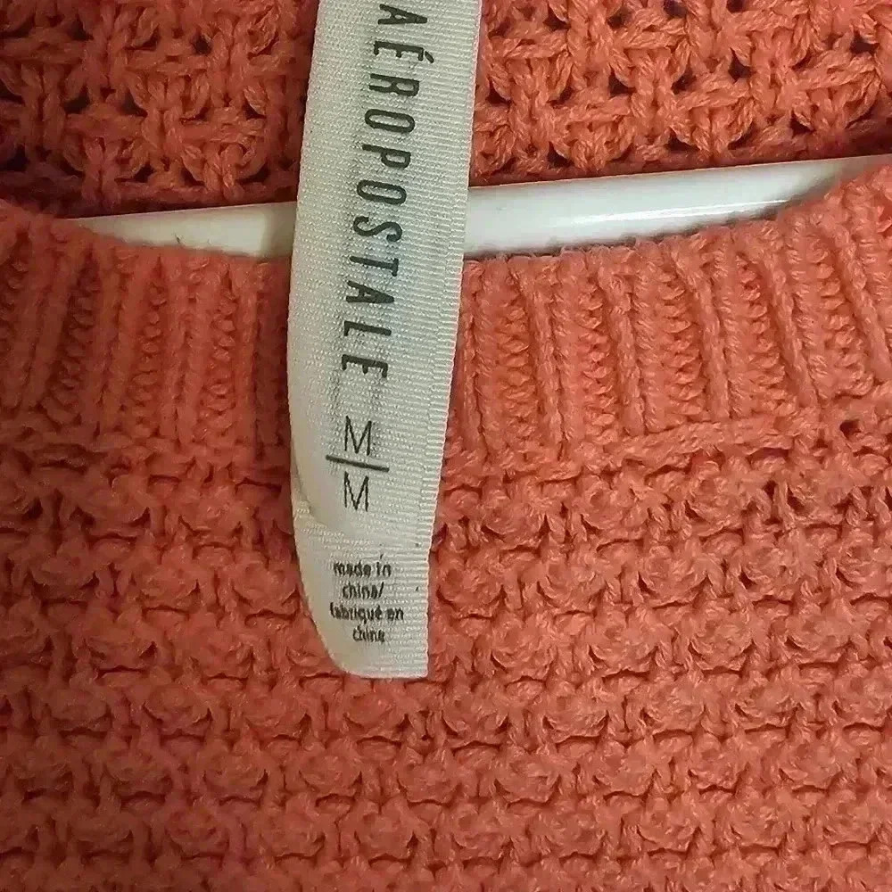 Aeropostale Coral Sweater, junior size medium. - Picture 5 of 6